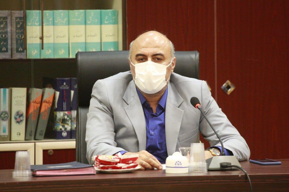 یک عضو شورا خواهان اجرای ماده 15 قانون شوراها و حضور خبرنگاران در جلسات علنی شورای شهر لاهیجان شد