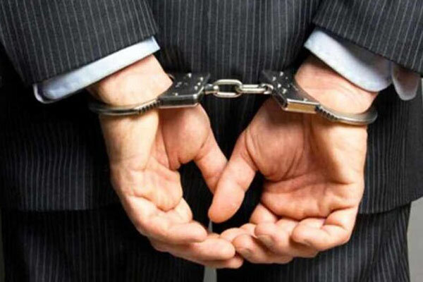 دادستان عمومی و انقلاب شهرستان اهواز از بازداشت تعدادی از کارکنان یکی از ادارات دولتی به اتهام رشوه در این شهرستان خبر داد.
