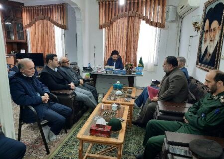 دیدار شهردار و اعضای شورای شهر با امام جمعه لاهیجان