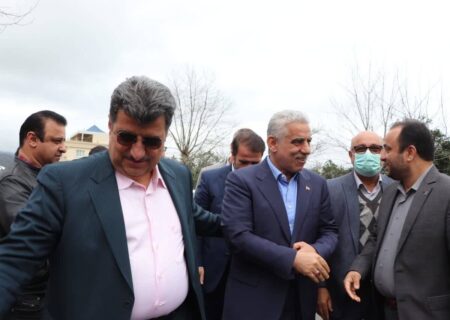 حضور شهردار و اعضای شورای شهر کومله در افتتاح بیمارستان شهید املاکی