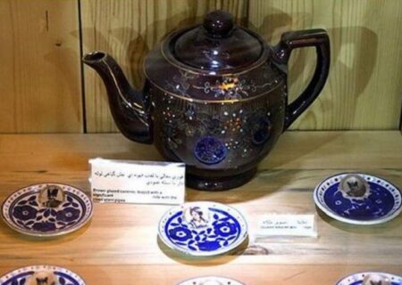 اهدای ۱۰۳ قلم شی تاریخی به موزه چای لاهیجان