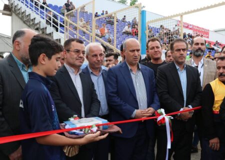 افتتاح چمن طبیعی و نصب صندلی در سکوهای ورزشگاه شهید عضدی رشت