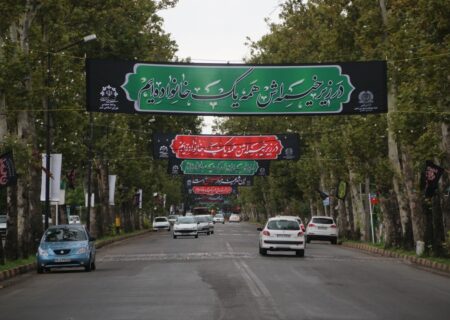 شهر لاهیجان با تلاش شهرداری به یک حسینیه بزرگ تبدیل شد