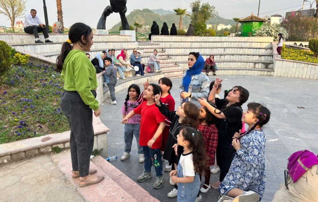 نمایش ویژه روز زمین پاک در بوستان هنر لاهیجان اجرا شد