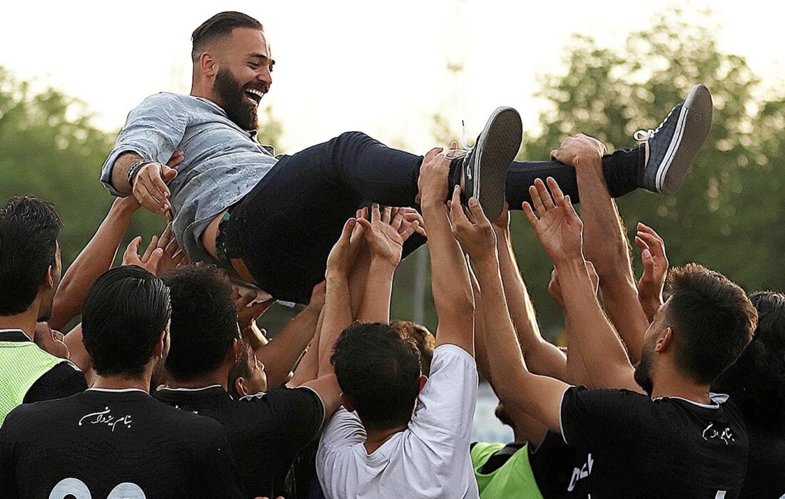امین حسنی مرد صعود و با دانش این روزهای فوتبال ایران 
