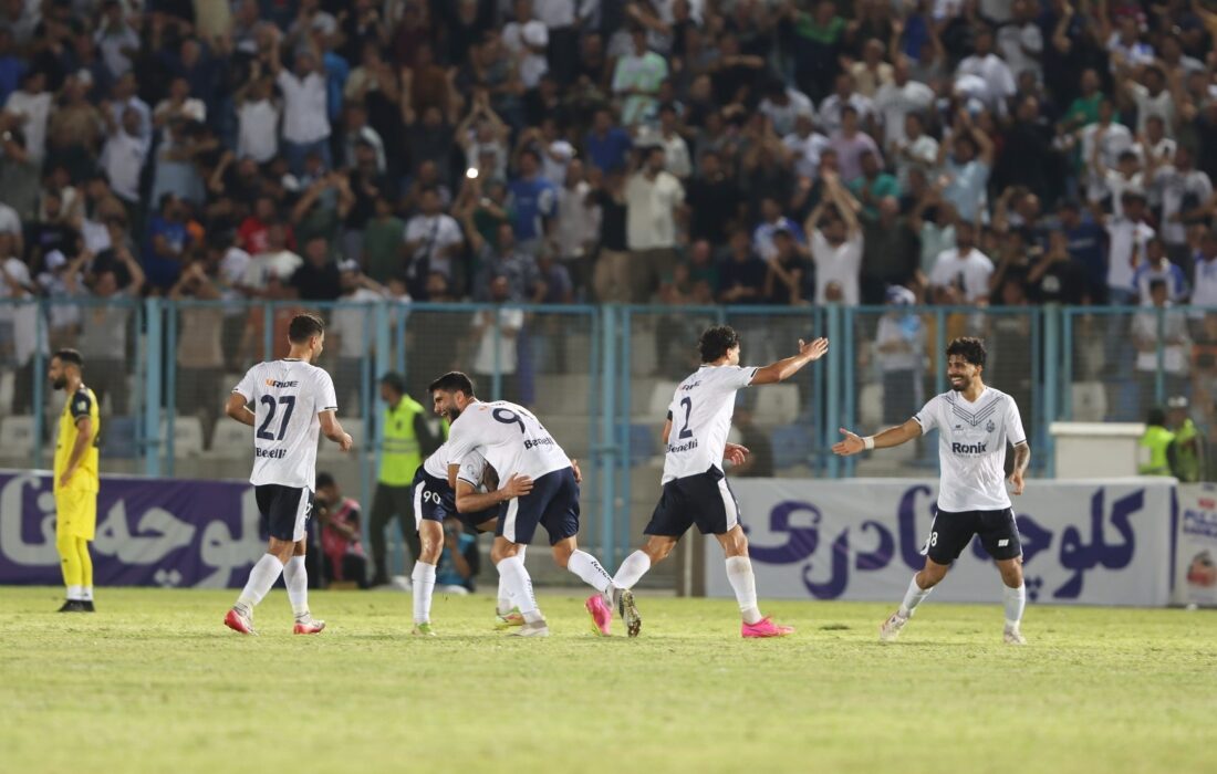 تساوی ملوان و سپاهان در هفته اول لیگ برتر فوتبال+تصاویر