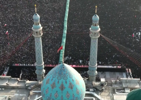 تشییع پیکر مطهر رهبر شهید انقلاب در مسجد جمکران