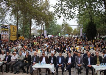 آستانه اشرفیه؛ پایانِ باشکوه هفته فرهنگی با عطر برنج و طعم بادام‌زمینی